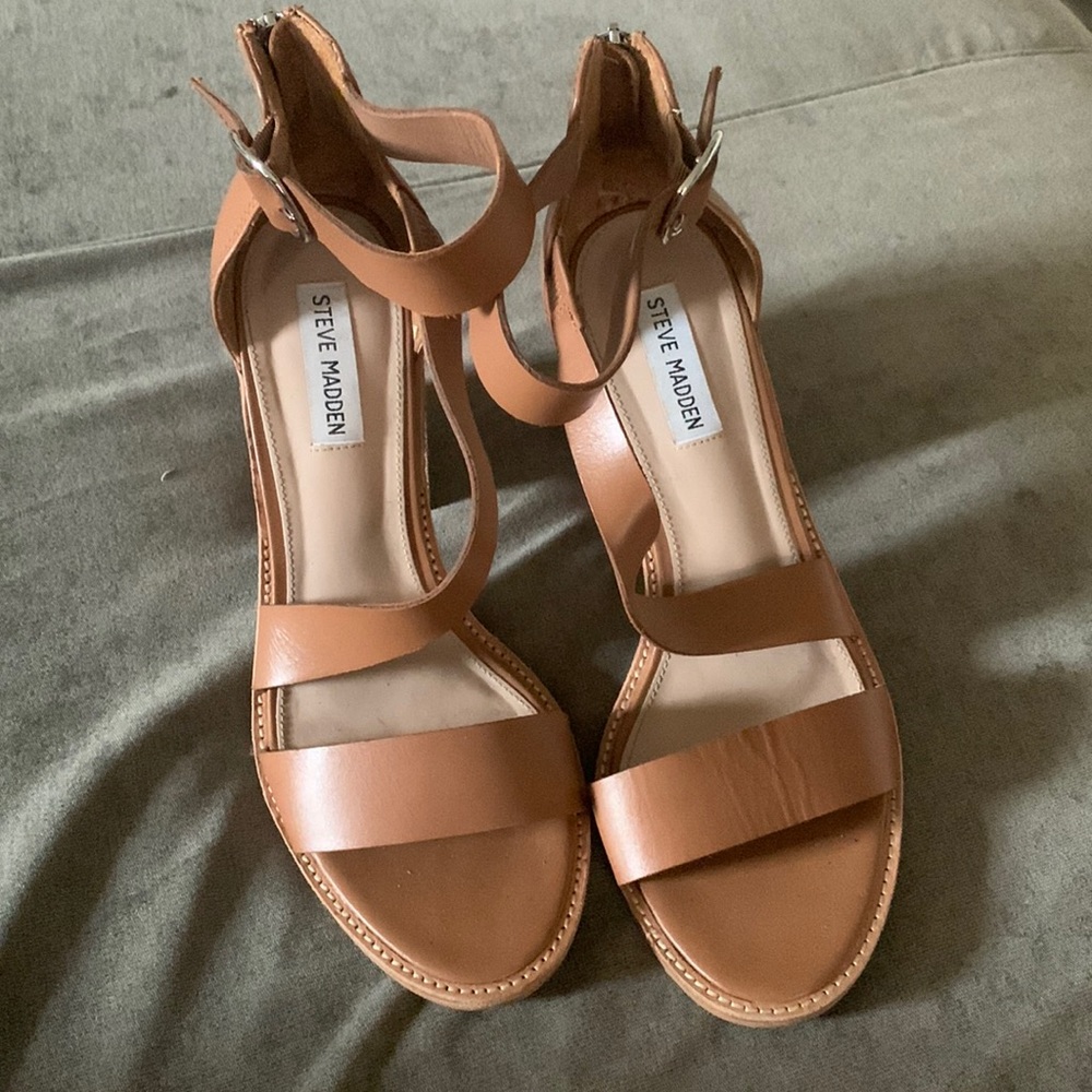 Steve Madden Camel Open toe Heels